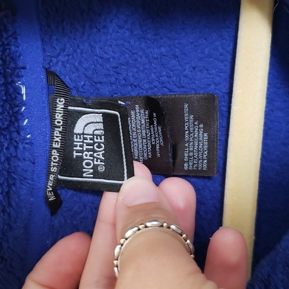 The North Face blue zip up fuzzy, teddy, fleece, gorpcore, women's size small. - Picture 6 of 10